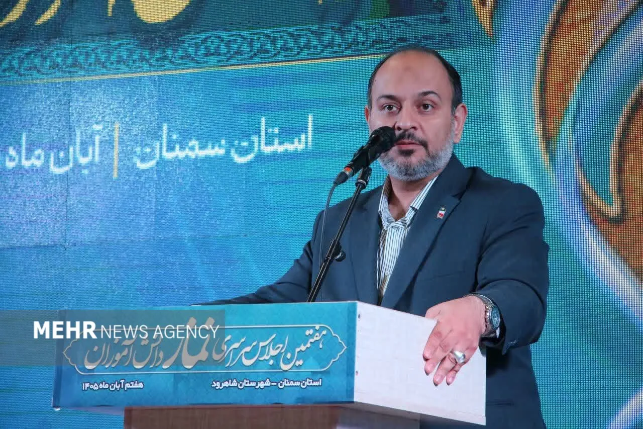 «نماز» پیوند معنویت و ایستادگی در برابر ظلم؛ «مدرسه» کانون تربیت دینی